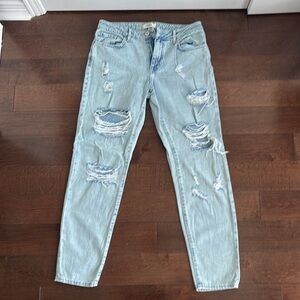 Forever 21 distressed ripped jeans light blue